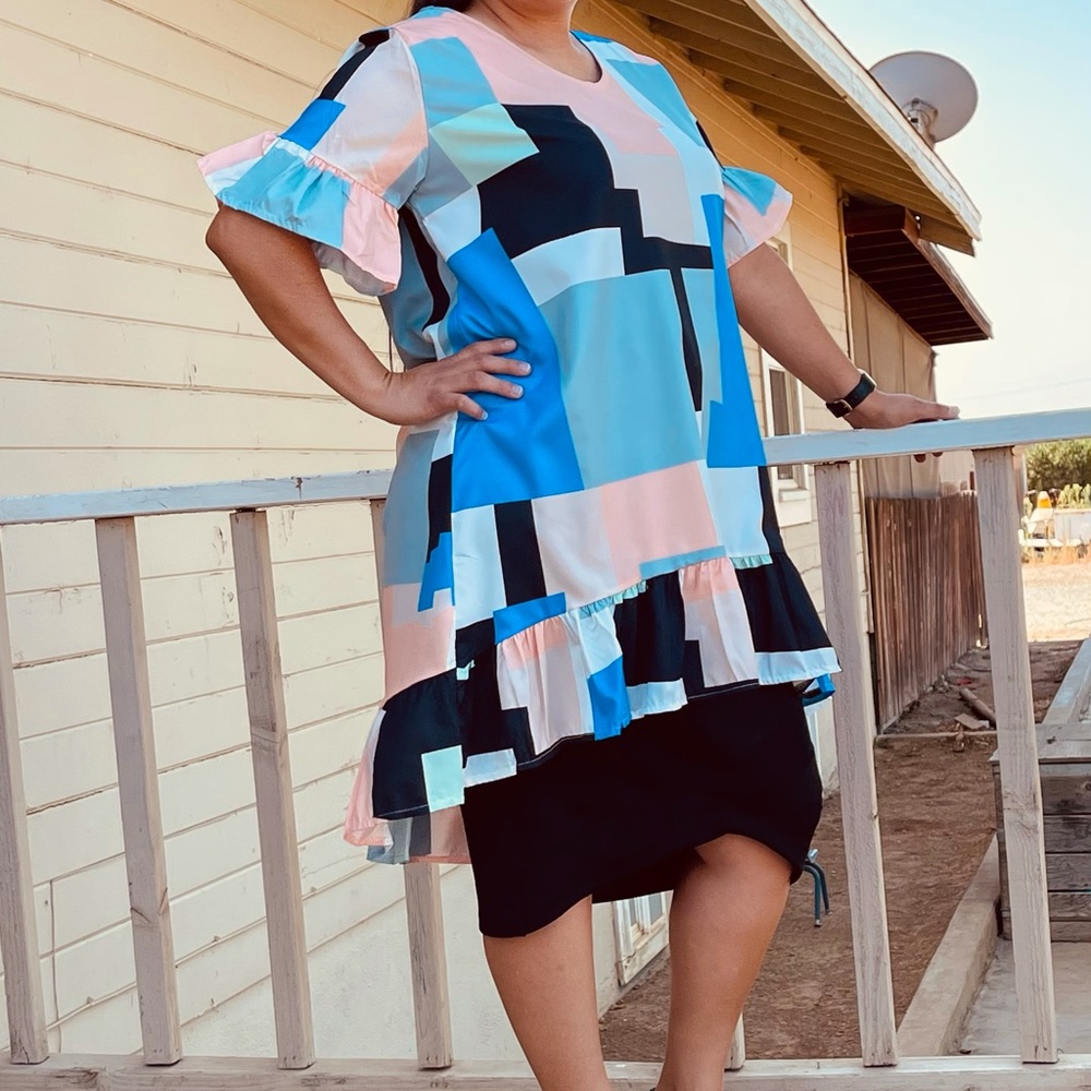 High Low tunic. Block colors